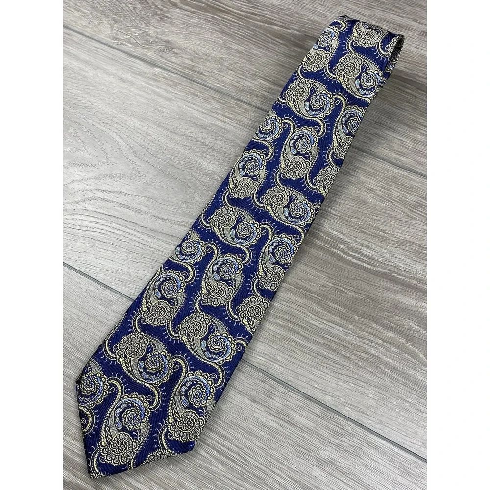 Jos A Bank Men's Signature Collection Paisley Necktie Blue 4